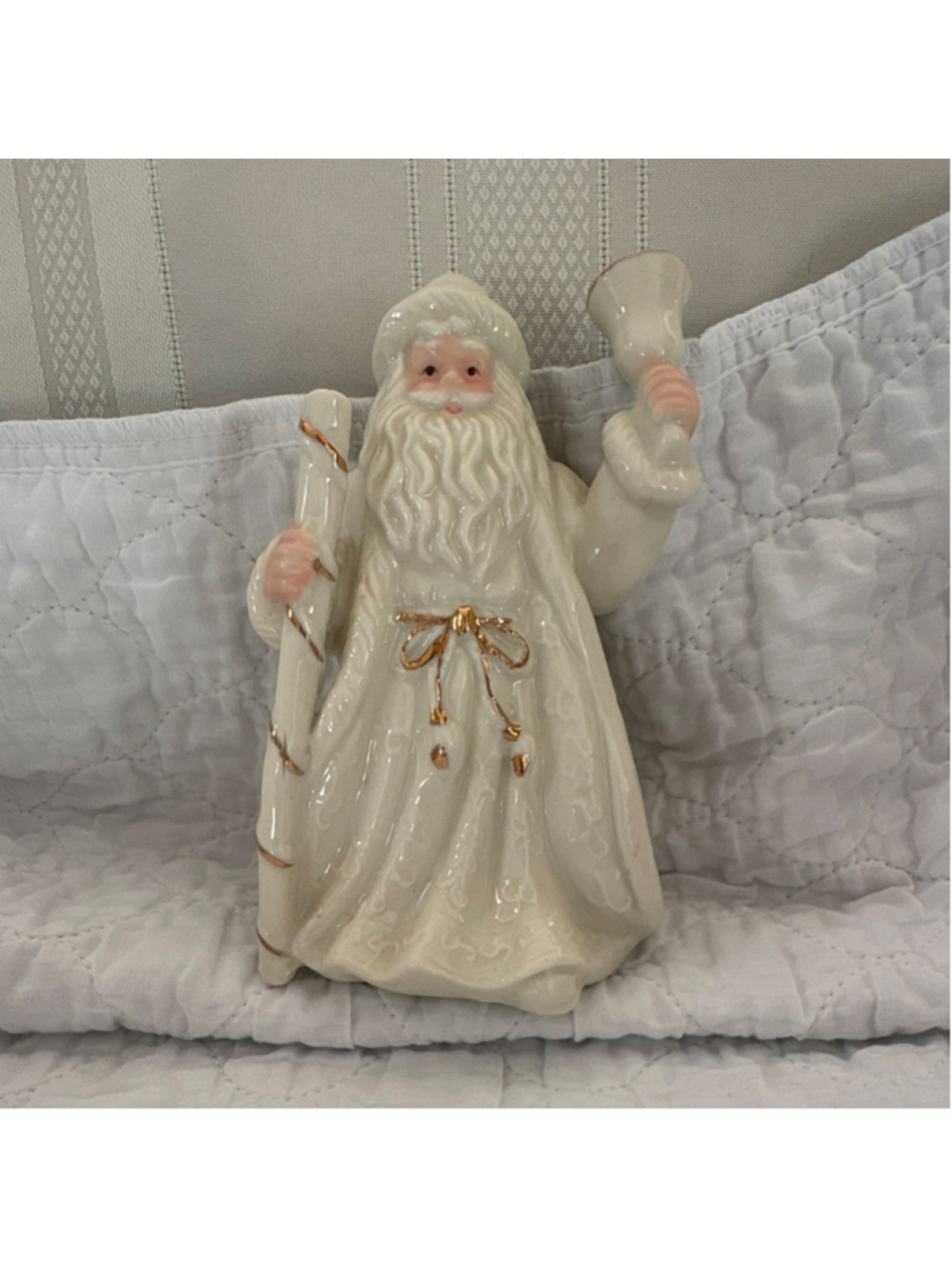 K's Collection Santa Figurine White Gold Ceramic Glossy Christmas Decor